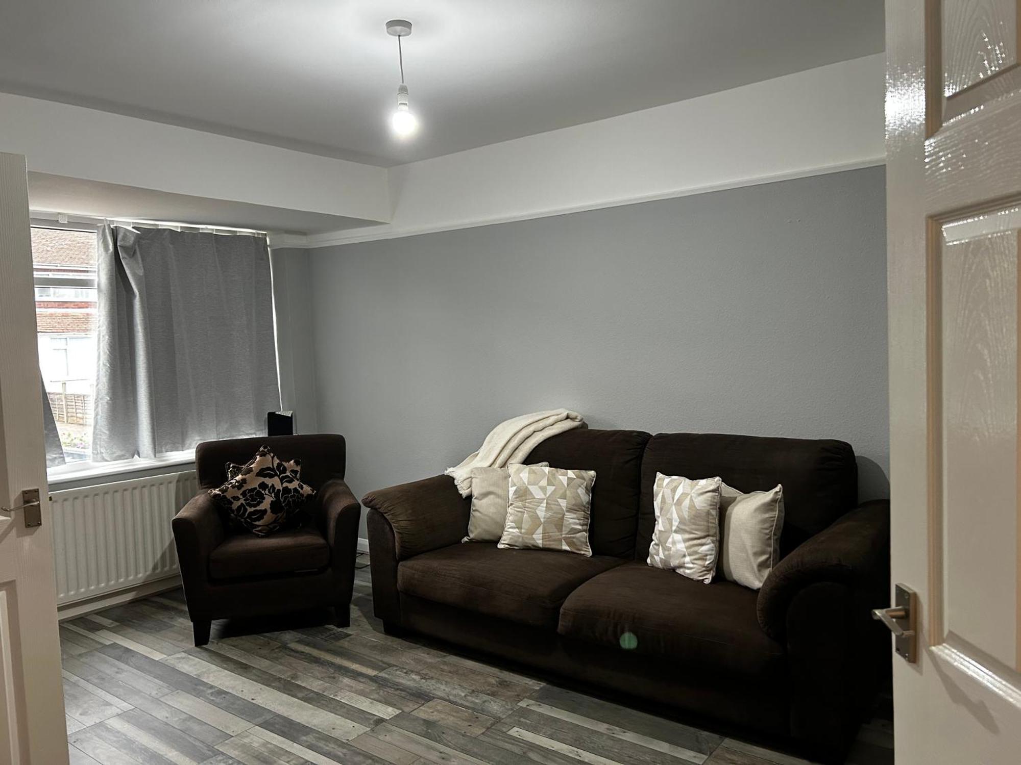 Family Home Near Cribbs Causeway And The Wave, Just 2 Minutes From Airbus And Rolls Royce Bristol Exterior foto